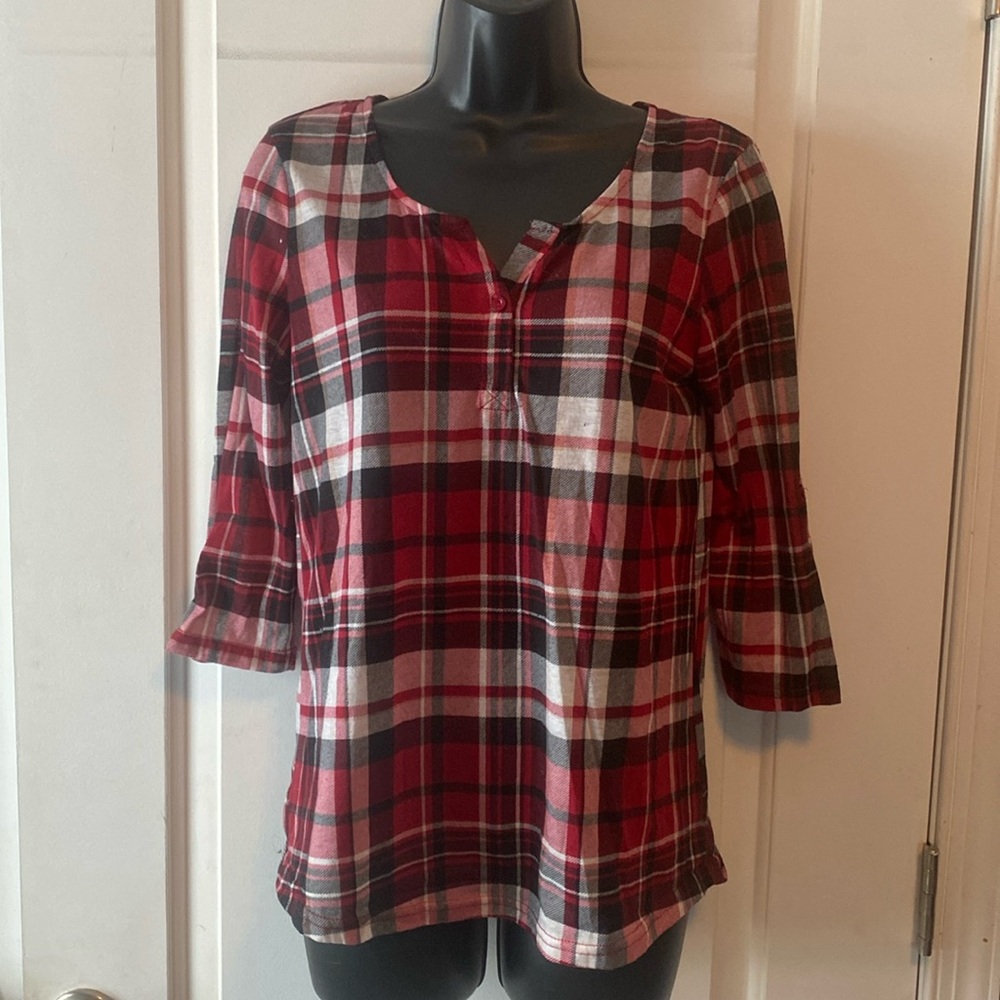 Rue21 3/4 sleeve flannel shirt.